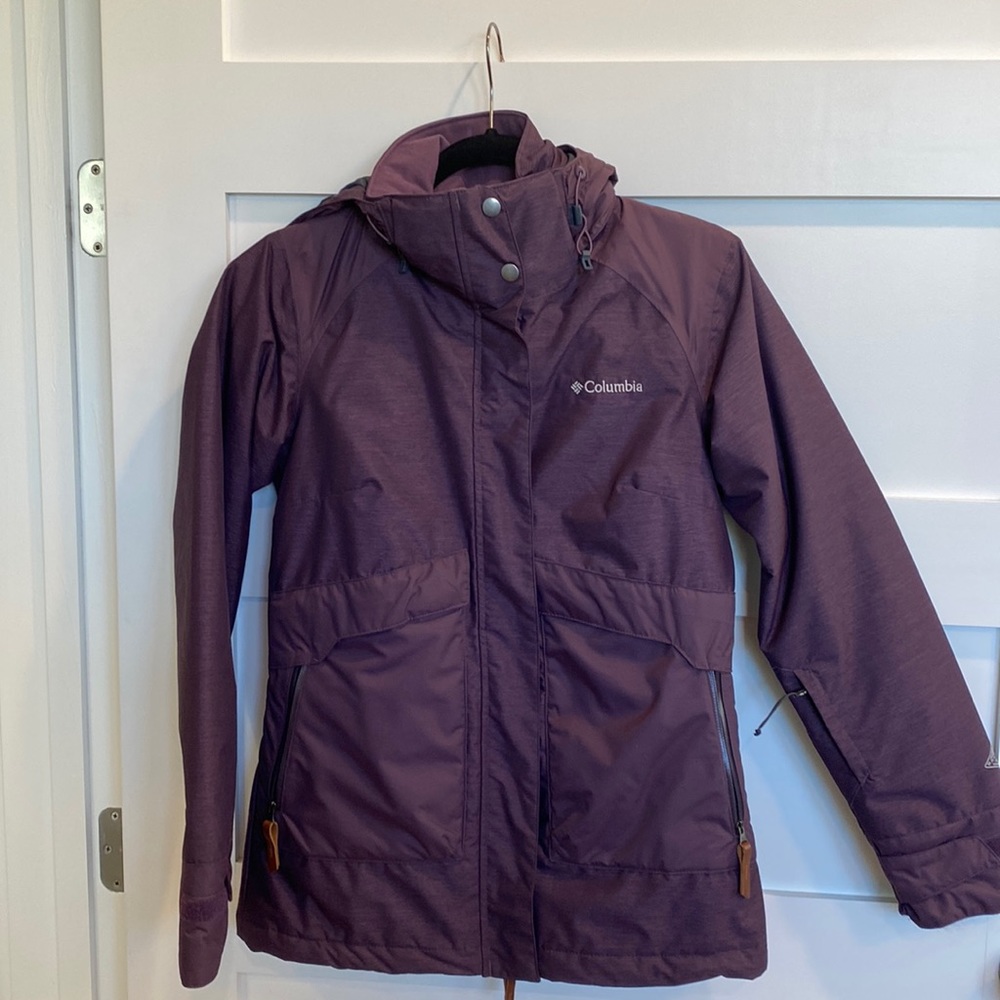 Columbia ladies coat. Omni-heat, Omni-tech. Waterproof Breathable